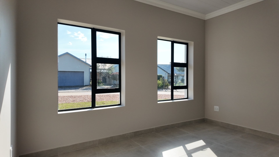 3 Bedroom Property for Sale in Stilbaai Wes Western Cape